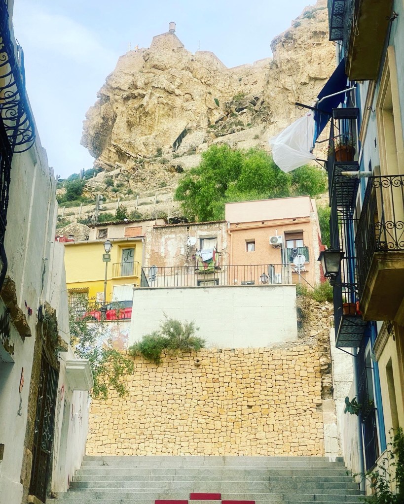 Alicante alleyway